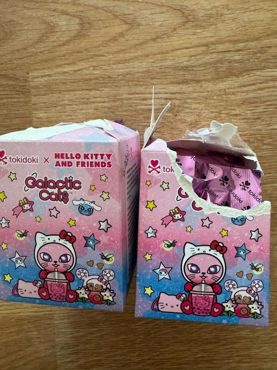 tokidoki Other - tokidoki Hello Kitty Galactic Cats x2